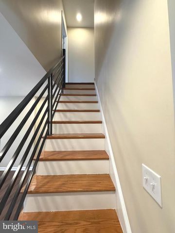 145 WALNUT AVENUE, Ardmore, PA 19003