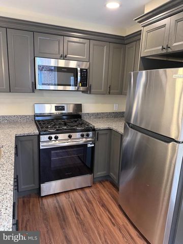 145 WALNUT AVENUE, Ardmore, PA 19003