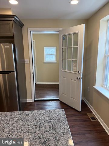 145 WALNUT AVENUE, Ardmore, PA 19003
