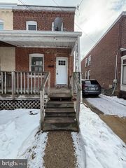 145 WALNUT AVENUE AVE, Ardmore, PA 19003
