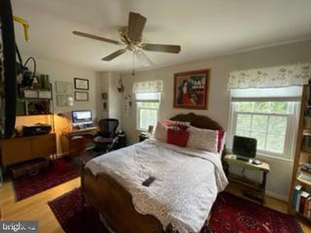 8018 REVENNA LN, Springfield, VA 22153