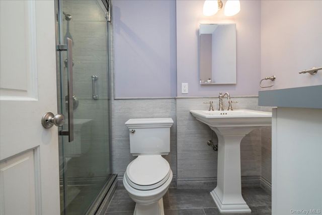 171 W 16th Street, Deer Park, NY 11729
