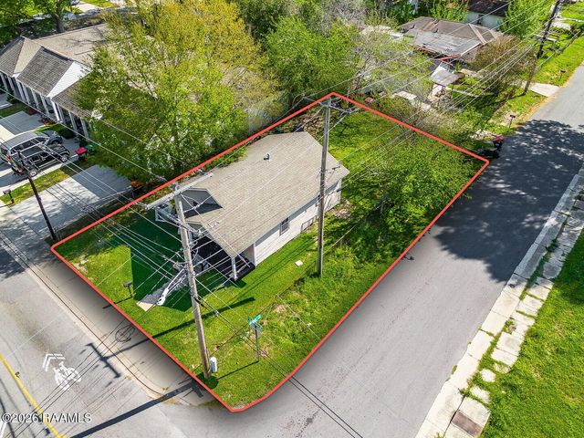 800 N St Antoine Street, Lafayette, LA 70501