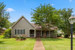 800 Strawberry Pointe, Madison, MS 39110