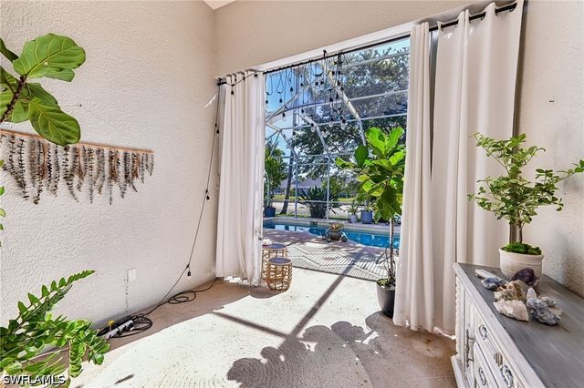 8078 Tauren CT, Naples, FL 34119