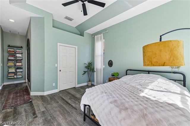 8078 Tauren CT, Naples, FL 34119