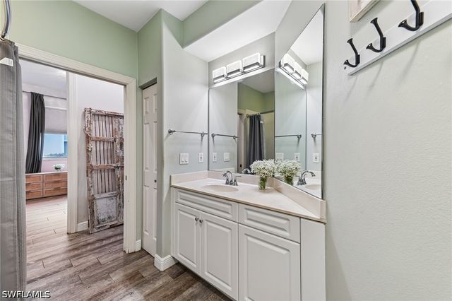 8078 Tauren CT, Naples, FL 34119