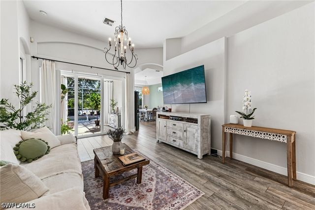 8078 Tauren CT, Naples, FL 34119