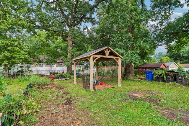 4051 12th Street, Des Moines, IA 50313