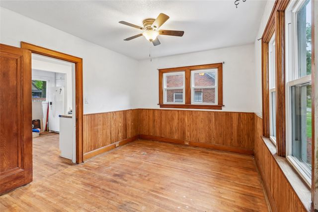 4051 12th Street, Des Moines, IA 50313