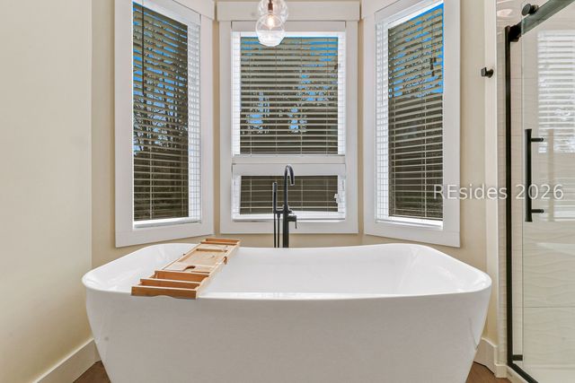 12 Combahee Rd, Hilton Head Island, SC 29928