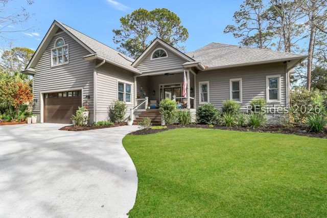 12 Combahee Rd, Hilton Head Island, SC 29928