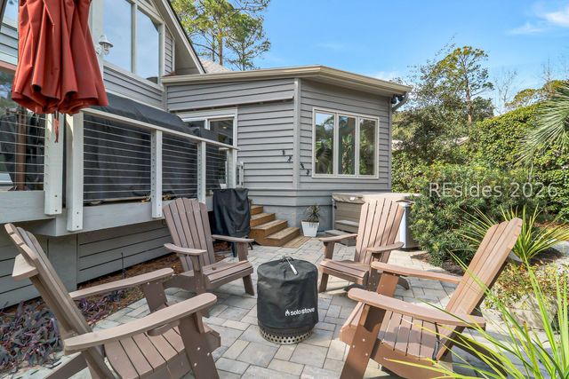 12 Combahee Rd, Hilton Head Island, SC 29928