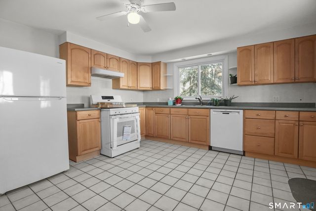 2 Rochelle Road, Norwalk, CT 06854