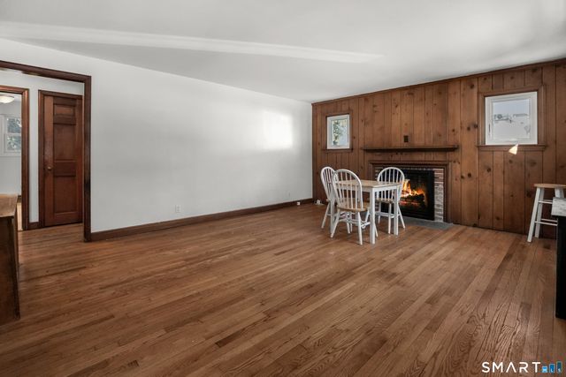 2 Rochelle Road, Norwalk, CT 06854