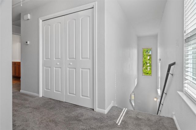 208 Callahan LN, Leander, TX 78641