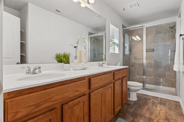 208 Callahan LN, Leander, TX 78641