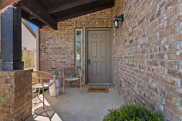 208 Callahan LN, Leander, TX 78641