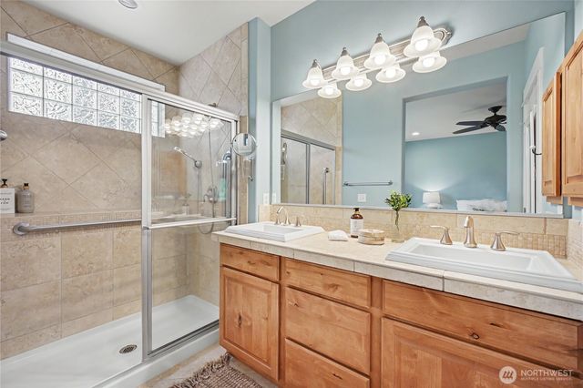 8239 Orcas Loop NE, Olympia, WA 98516