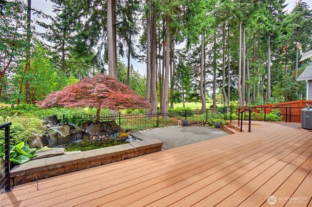 8239 Orcas Loop NE, Olympia, WA 98516