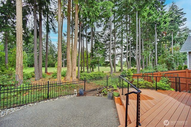 8239 Orcas Loop NE, Olympia, WA 98516