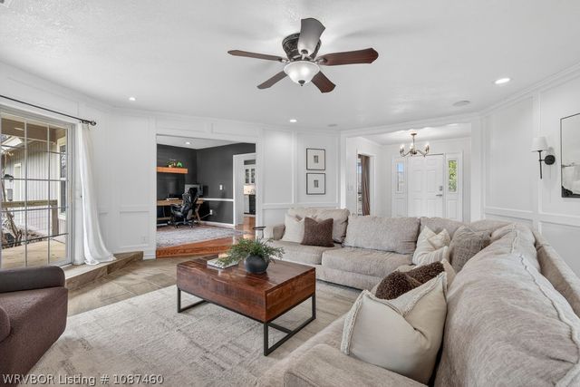 2100 Queensbury Way, Fort Smith, AR 72908