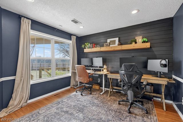 2100 Queensbury Way, Fort Smith, AR 72908