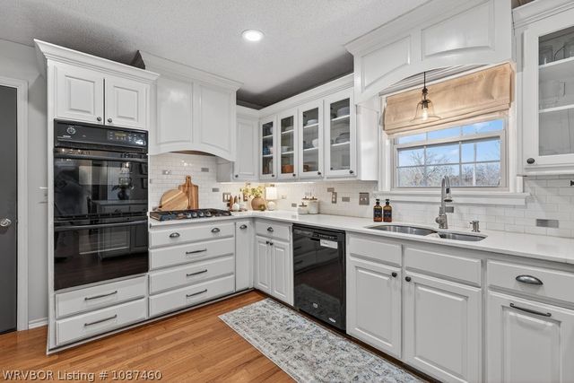 2100 Queensbury Way, Fort Smith, AR 72908