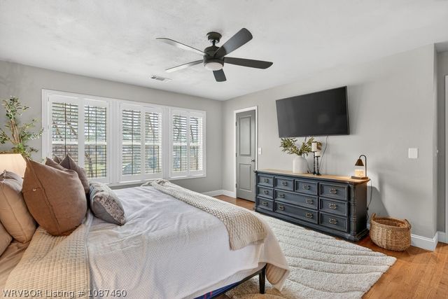 2100 Queensbury Way, Fort Smith, AR 72908