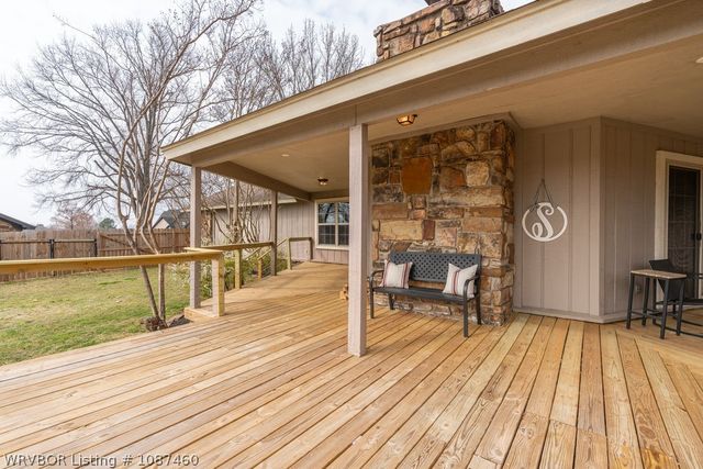 2100 Queensbury Way, Fort Smith, AR 72908