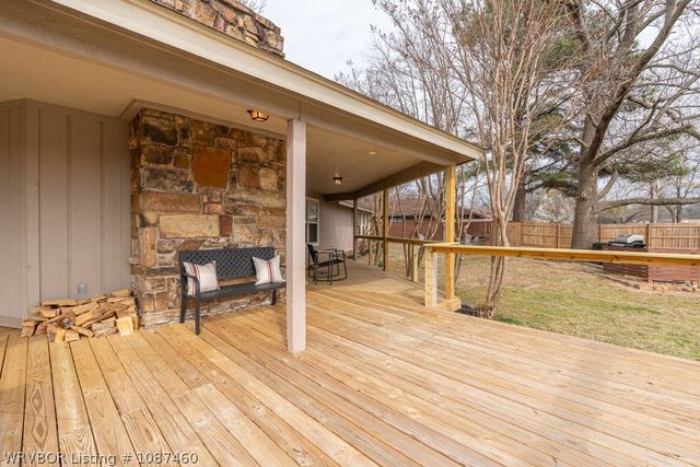 2100 Queensbury Way, Fort Smith, AR 72908