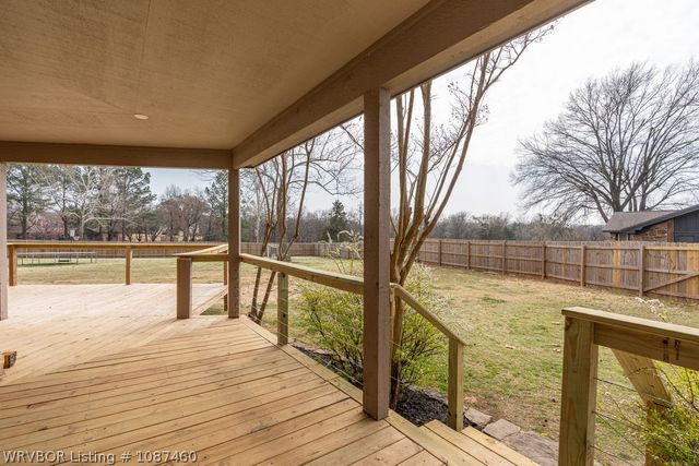 2100 Queensbury Way, Fort Smith, AR 72908