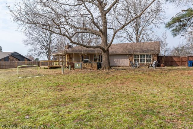 2100 Queensbury Way, Fort Smith, AR 72908