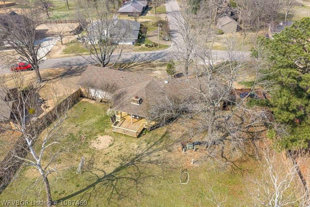 2100 Queensbury Way, Fort Smith, AR 72908