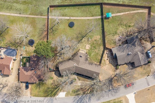 2100 Queensbury Way, Fort Smith, AR 72908