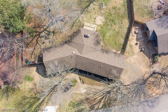 2100 Queensbury Way, Fort Smith, AR 72908