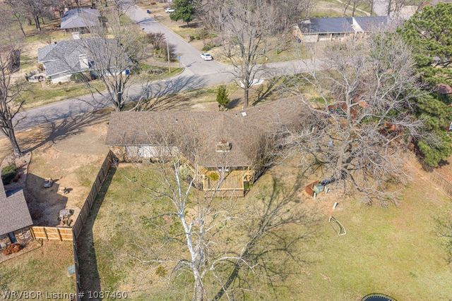 2100 Queensbury Way, Fort Smith, AR 72908
