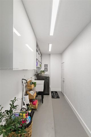 8740 NW 153rd Ter, Miami Lakes, FL 33018