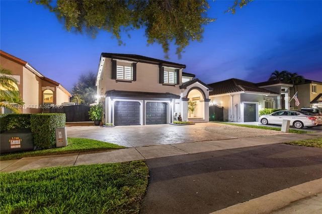 8740 NW 153rd Ter, Miami Lakes, FL 33018