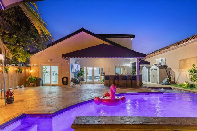 8740 NW 153rd Ter, Miami Lakes, FL 33018