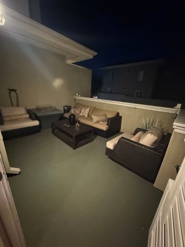 12078 S Broadway, Los Angeles, CA 90061