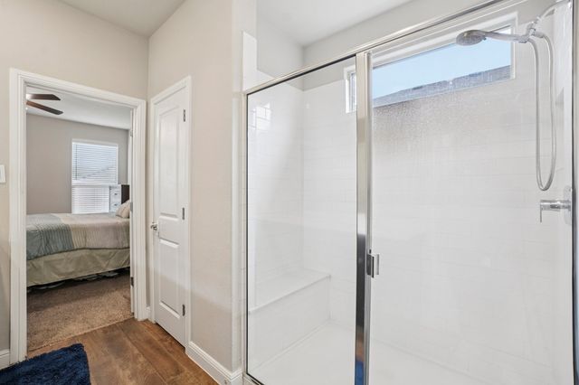 701 Indian Hawthorn Drive, Glenn Heights, TX 75154