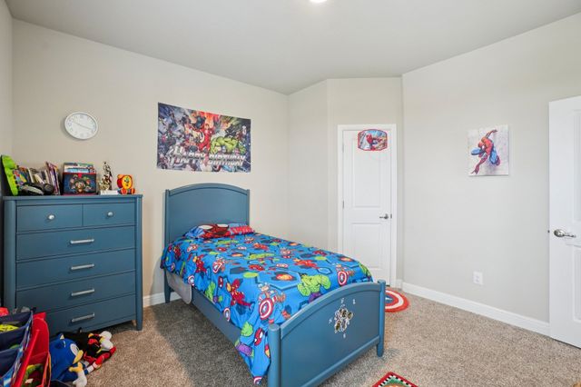 701 Indian Hawthorn Drive, Glenn Heights, TX 75154