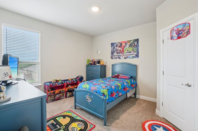 701 Indian Hawthorn Drive, Glenn Heights, TX 75154