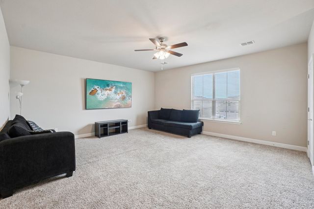 701 Indian Hawthorn Drive, Glenn Heights, TX 75154