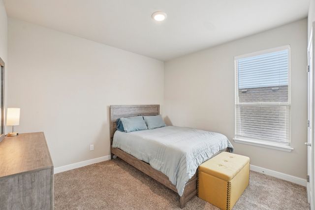 701 Indian Hawthorn Drive, Glenn Heights, TX 75154