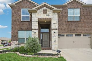 701 Indian Hawthorn Drive, Glenn Heights, TX 75154