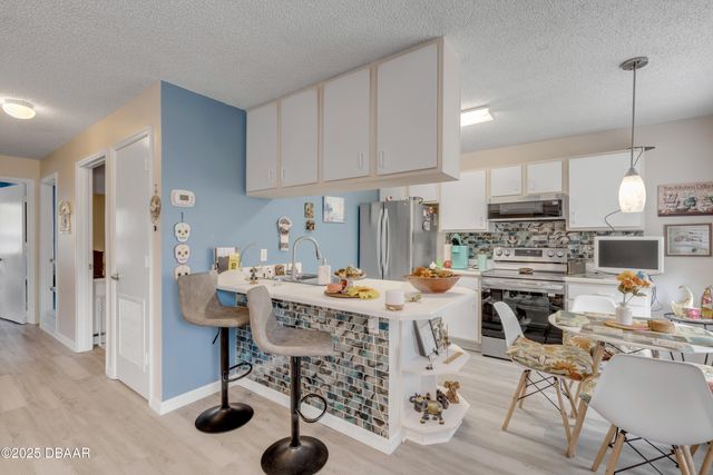 1601 Big Tree Rd Apt 807, Daytona Beach, FL 32119