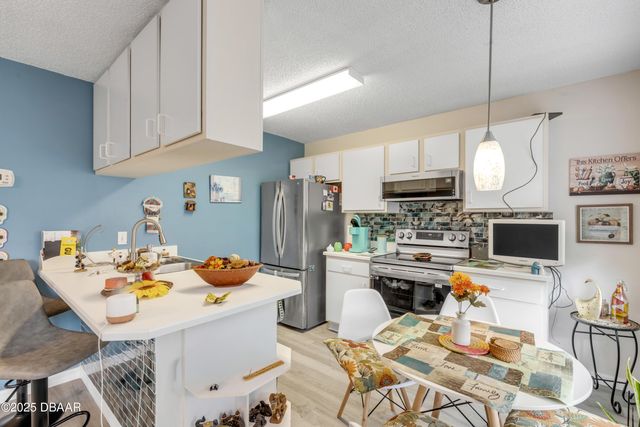 1601 Big Tree Rd Apt 807, Daytona Beach, FL 32119