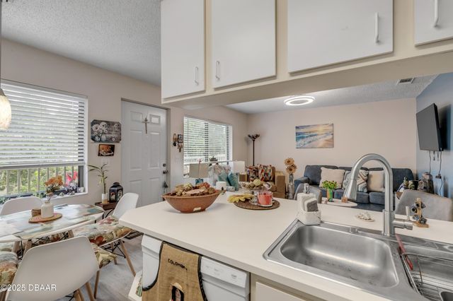 1601 Big Tree Rd Apt 807, Daytona Beach, FL 32119